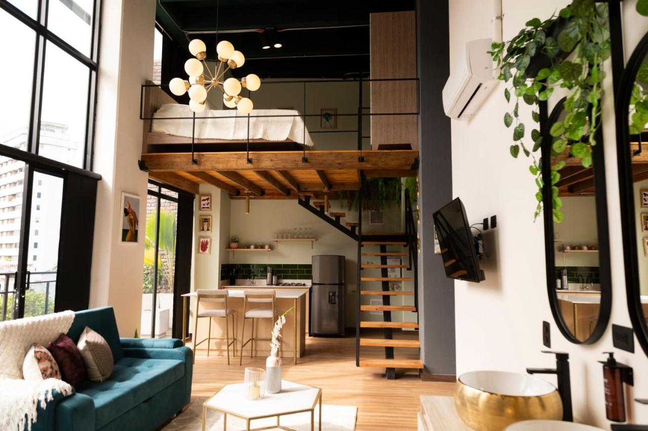 Deluxe Apartment,1292797357:JPEG