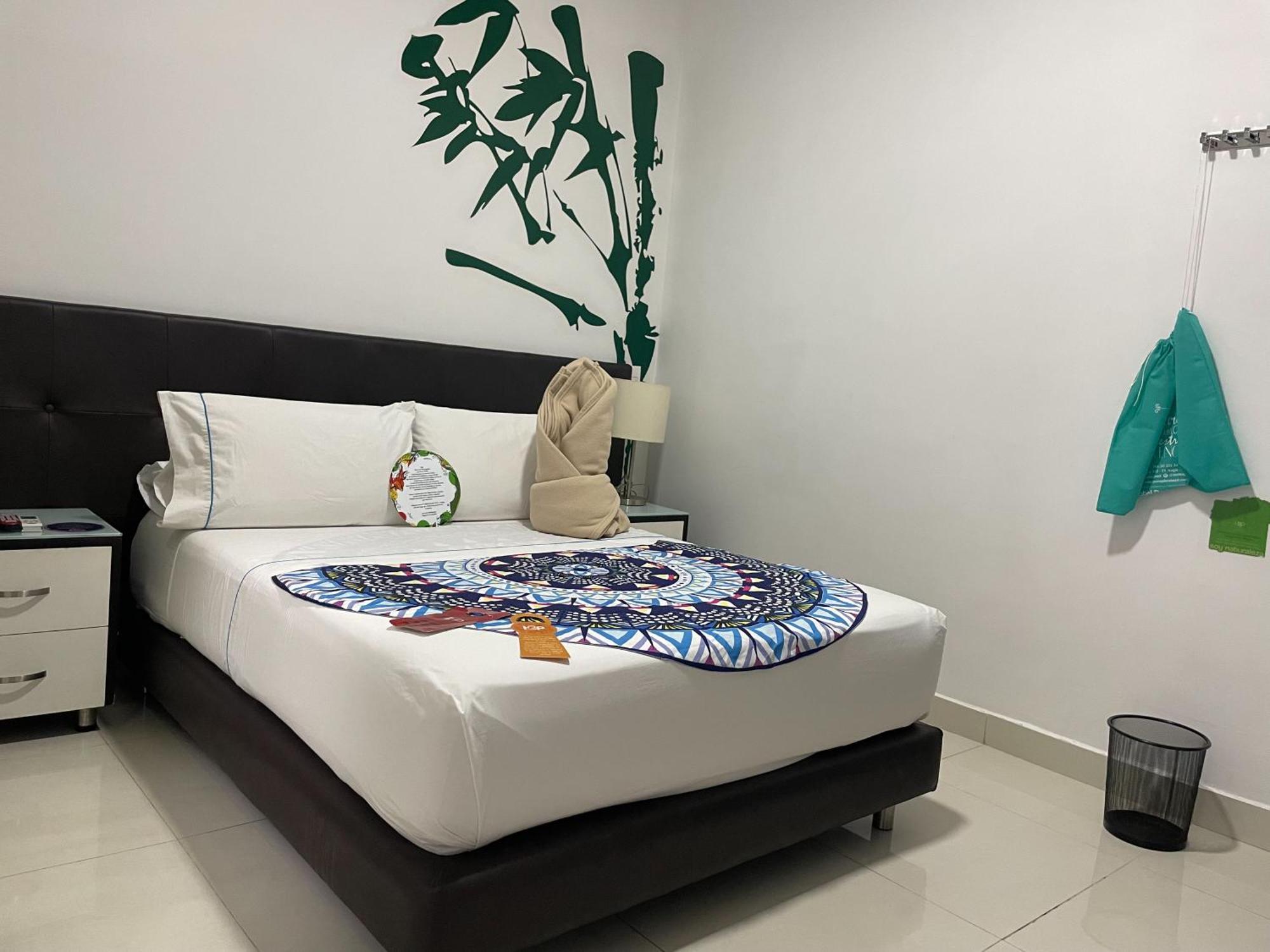 Standard Double Room,1567070159:JPEG