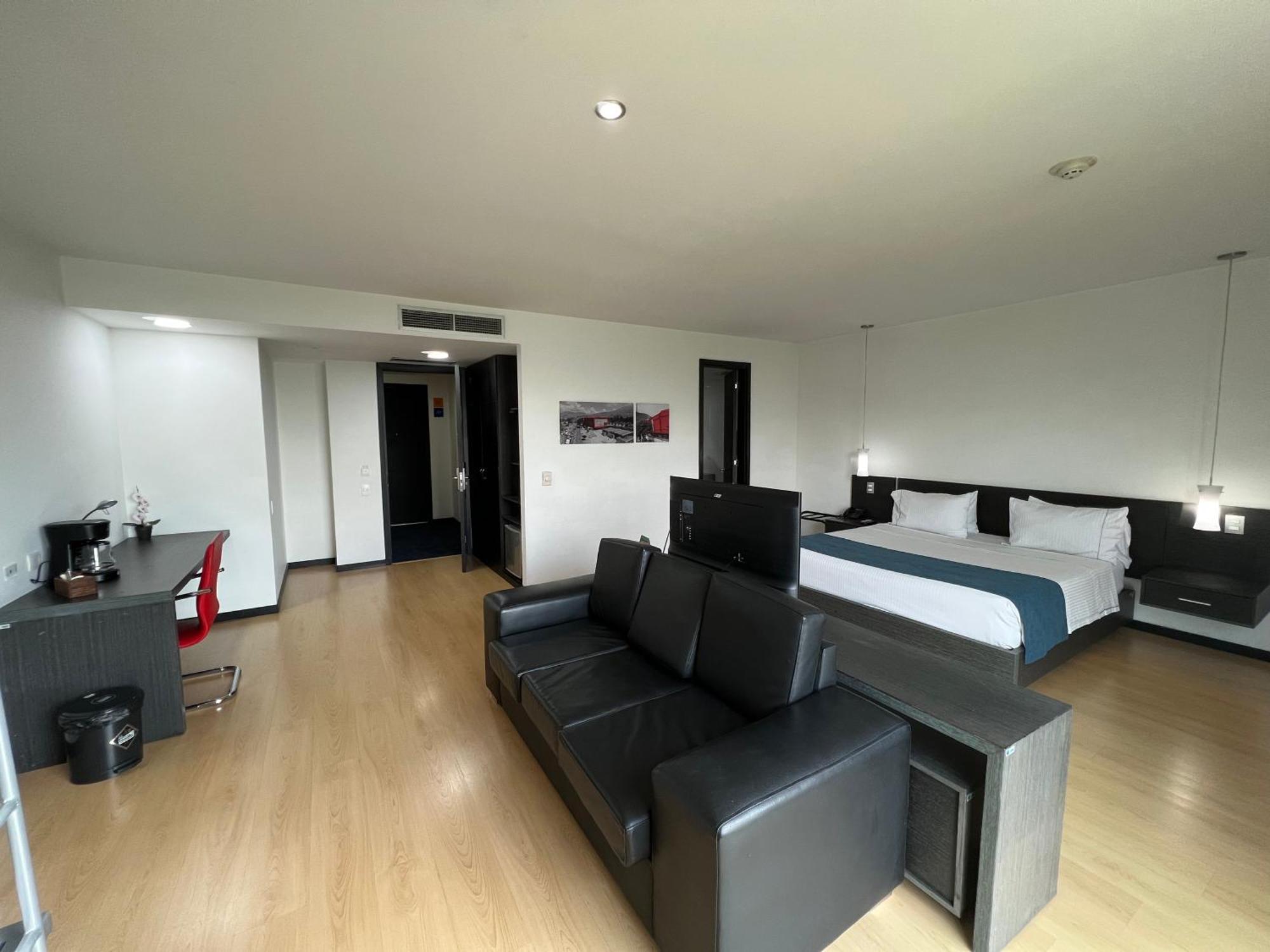 Premium Double Room,1627211920:JPEG