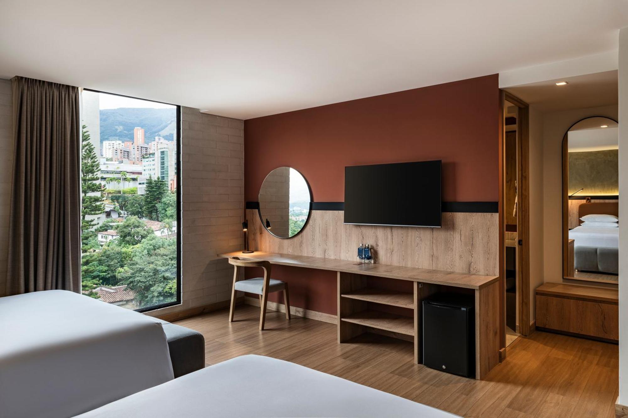 2 Queen Beds Studio,1678783471:JPEG