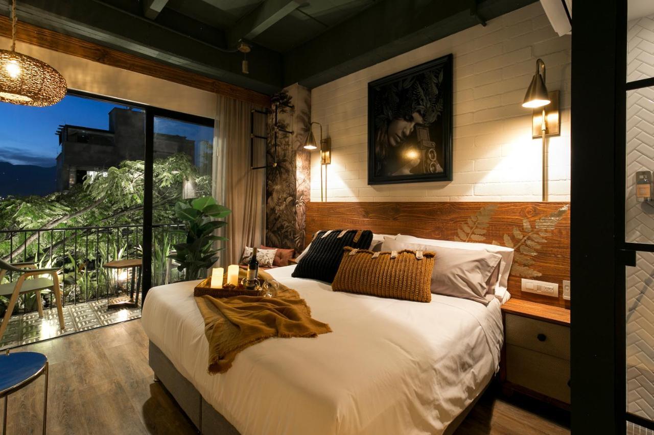 Kamer met Kingsize Bed en Balkon